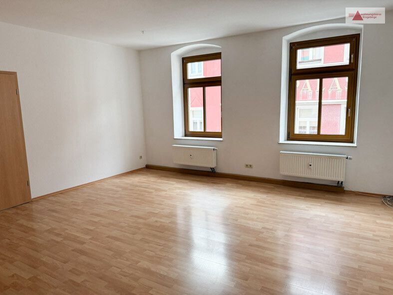 Renovierte 3-Raum-Wohnung direkt im Zentrum von Annaberg!
